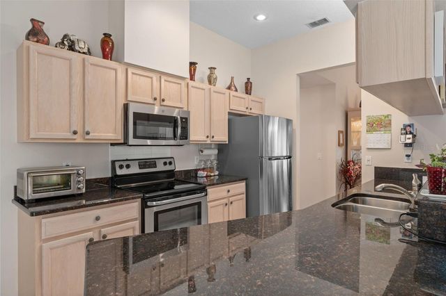 122 CORKWOOD BOULEVARD, Homosassa, FL 34446