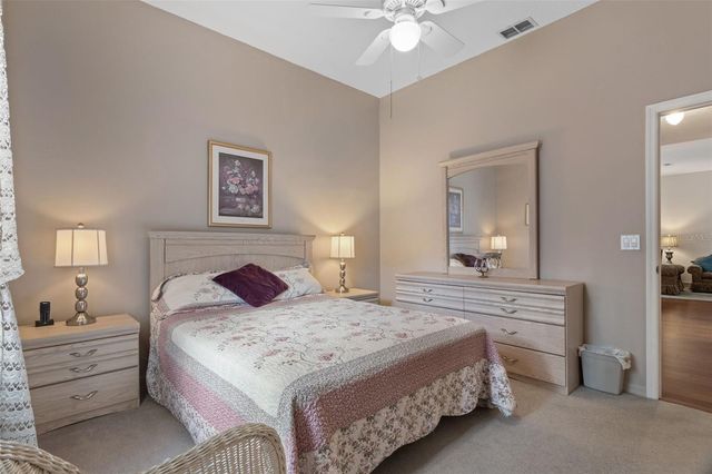 122 CORKWOOD BOULEVARD, Homosassa, FL 34446