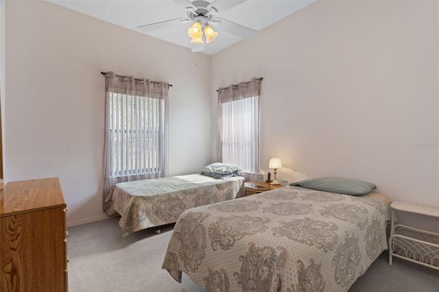 122 CORKWOOD BOULEVARD, Homosassa, FL 34446