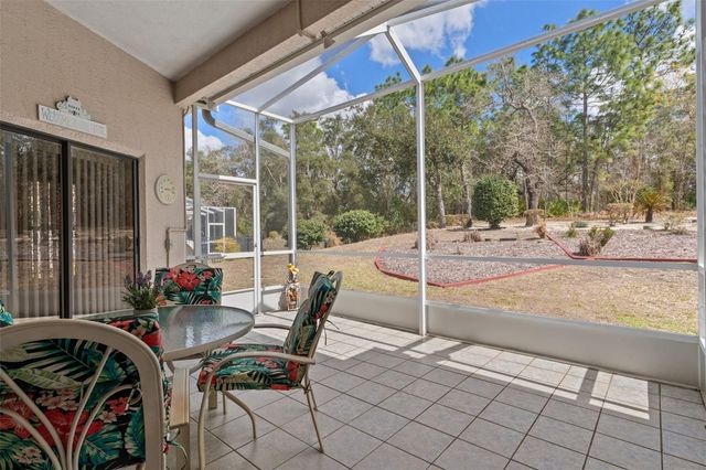 122 CORKWOOD BOULEVARD, Homosassa, FL 34446