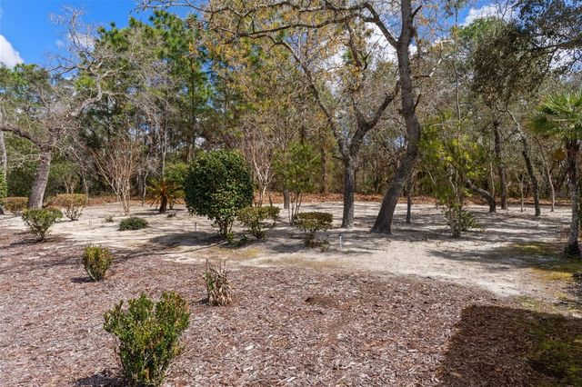 122 CORKWOOD BOULEVARD, Homosassa, FL 34446