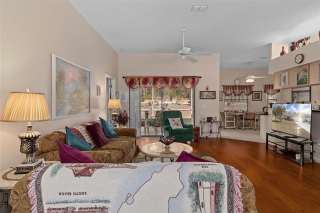 122 CORKWOOD BOULEVARD, Homosassa, FL 34446