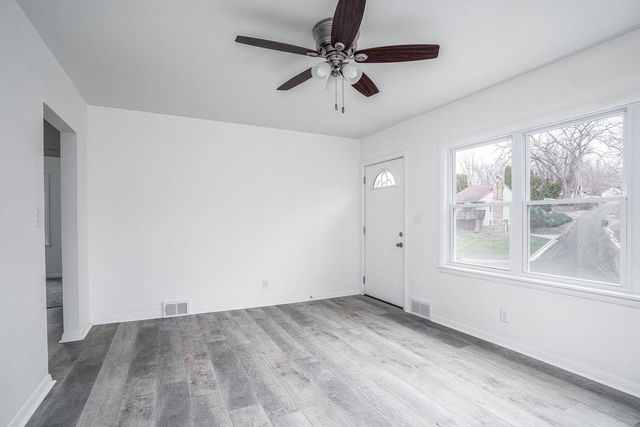 730 25th Street, Bettendorf, IA 52722