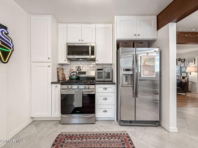 1528 Yale Street 3, Santa Monica, CA 90404