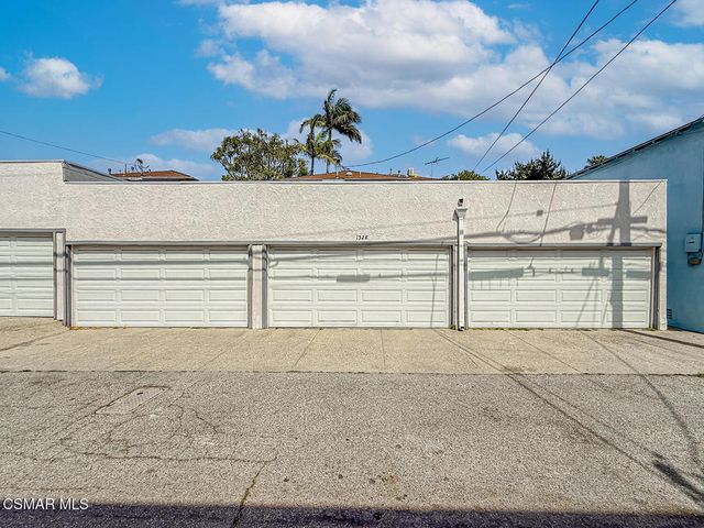 1528 Yale Street 3, Santa Monica, CA 90404