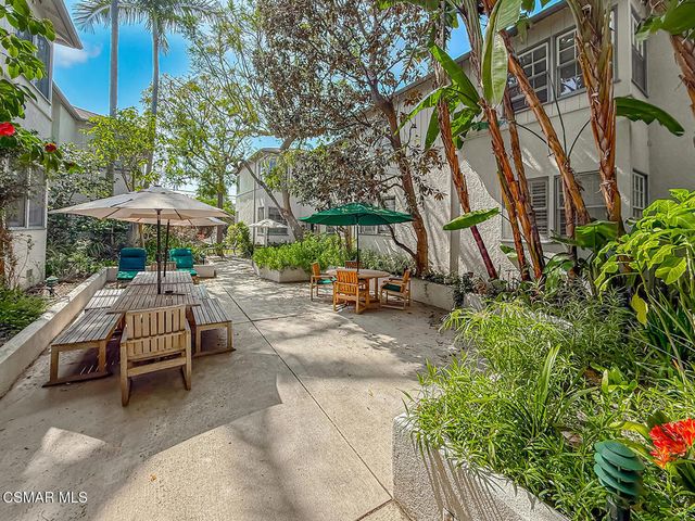 1528 Yale Street 3, Santa Monica, CA 90404
