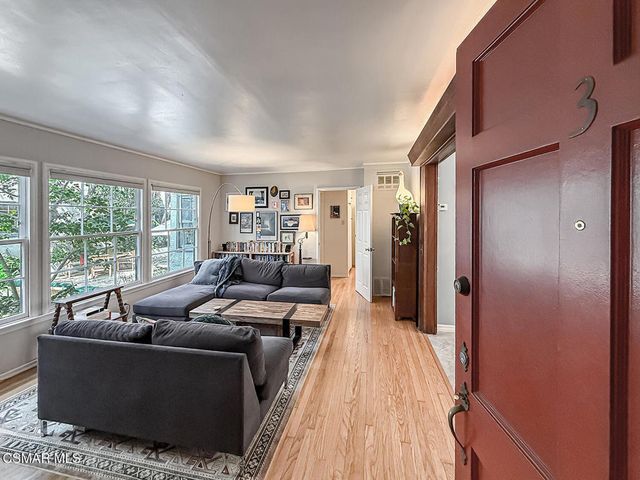 1528 Yale Street 3, Santa Monica, CA 90404