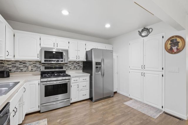 1725 129th Lane NW, Coon Rapids, MN 55448