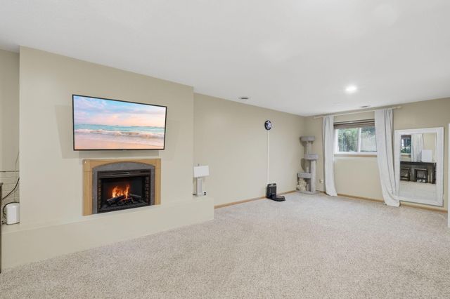 1725 129th Lane NW, Coon Rapids, MN 55448
