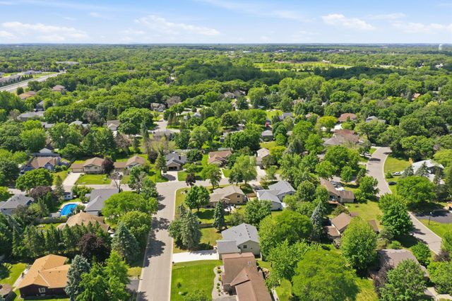 1725 129th Lane NW, Coon Rapids, MN 55448