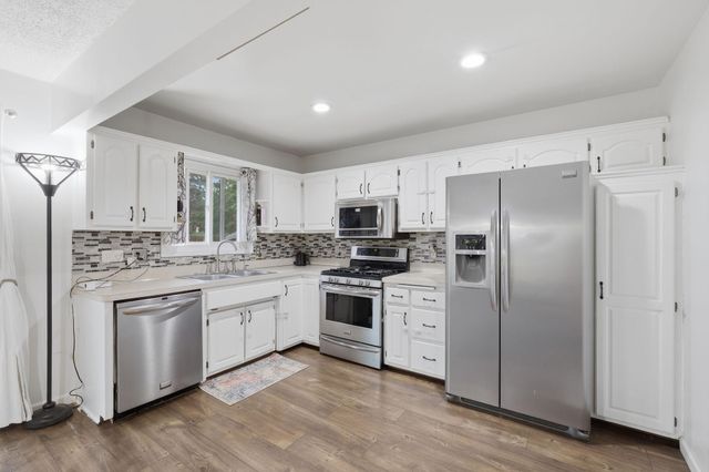 1725 129th Lane NW, Coon Rapids, MN 55448