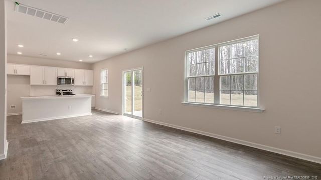 31 Mercer Way, Spring Lake, NC 28390