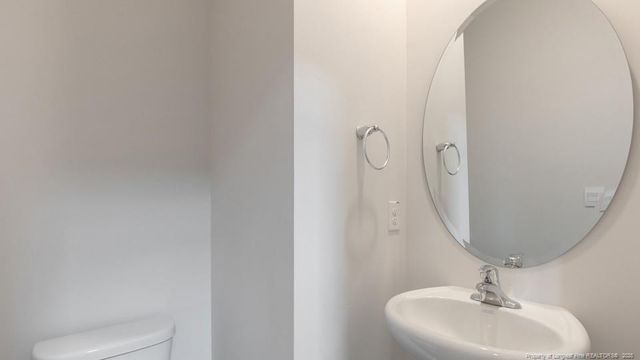 31 Mercer Way, Spring Lake, NC 28390