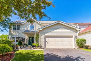 457 N Crooked Lake Lane, Lindenhurst, IL 60046