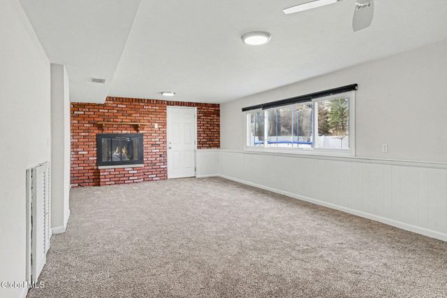 54 Forts Ferry Road, Colonie, NY 12110