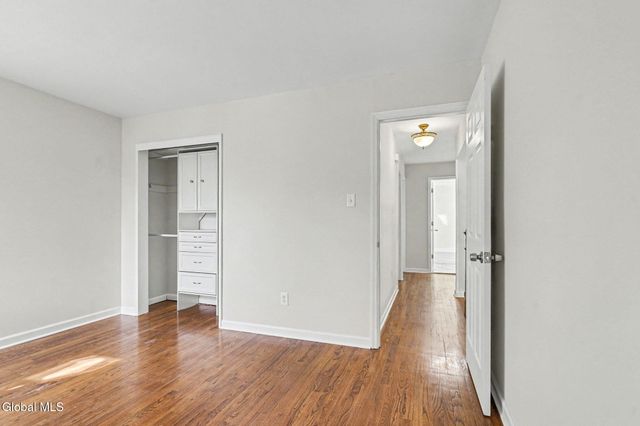 54 Forts Ferry Road, Colonie, NY 12110