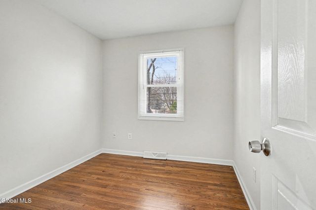 54 Forts Ferry Road, Colonie, NY 12110