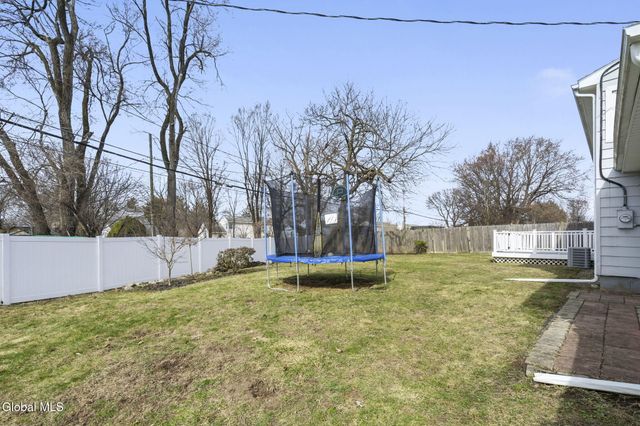 54 Forts Ferry Road, Colonie, NY 12110