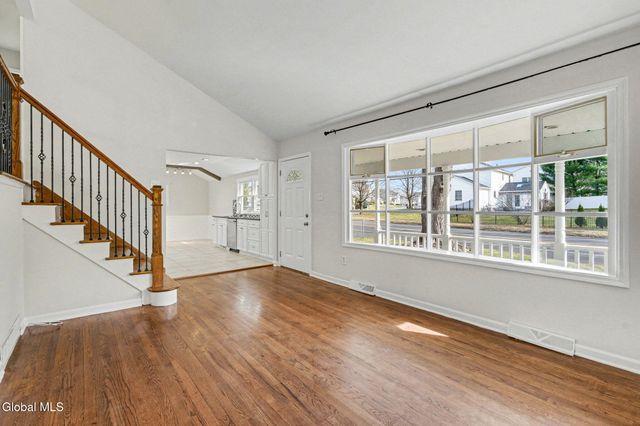 54 Forts Ferry Road, Colonie, NY 12110