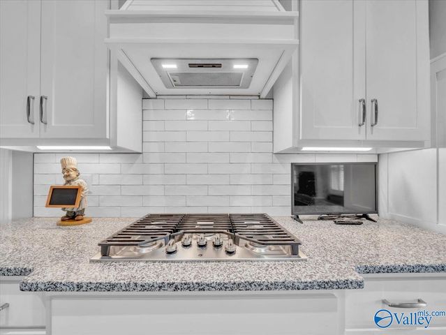 26364 Woodfield Drive, Athens, AL 35613