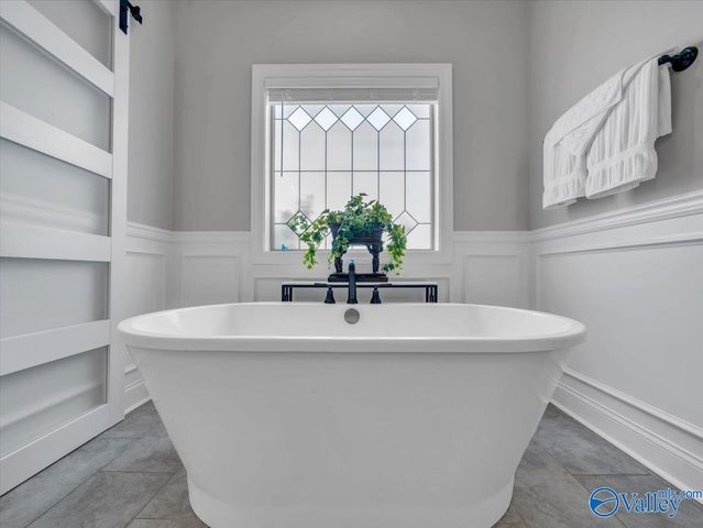 26364 Woodfield Drive, Athens, AL 35613