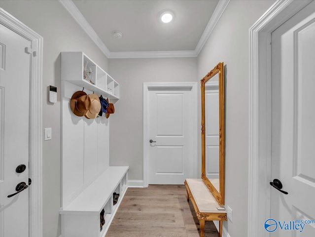 26364 Woodfield Drive, Athens, AL 35613