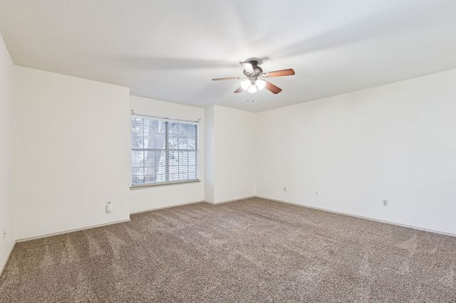 1517 High Pointe Circle, Cedar Hill, TX 75104