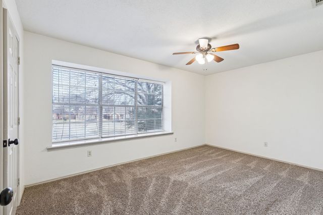 1517 High Pointe Circle, Cedar Hill, TX 75104