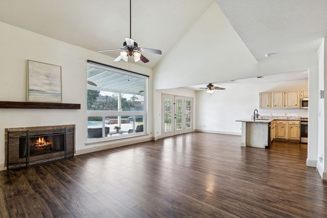 1517 High Pointe Circle, Cedar Hill, TX 75104