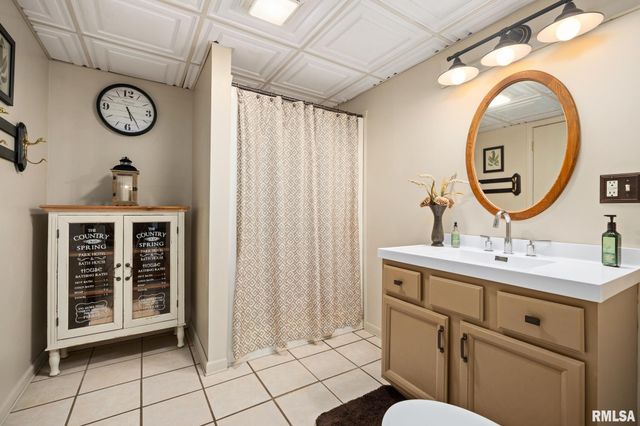 746 HERITAGE Drive, Mackinaw, IL 61755