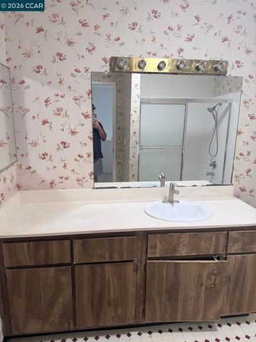 3430 San Pablo Dam Rd 11, San Pablo, CA 94803