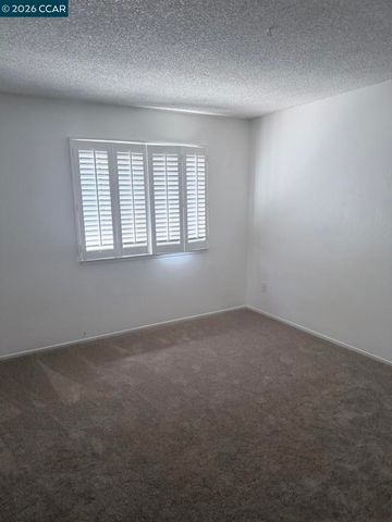 3430 San Pablo Dam Rd 11, San Pablo, CA 94803