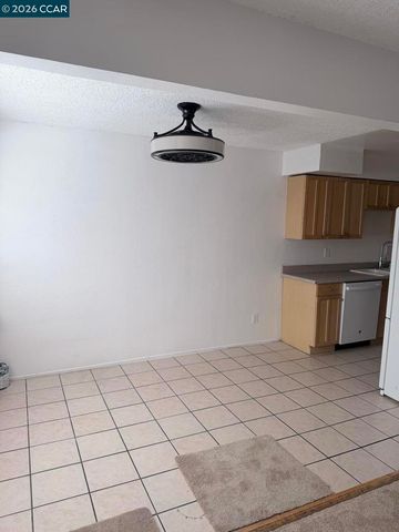 3430 San Pablo Dam Rd 11, San Pablo, CA 94803