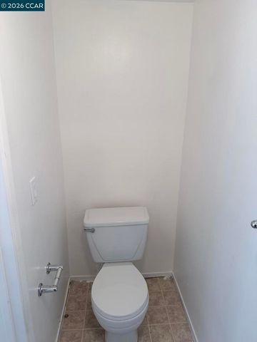 3430 San Pablo Dam Rd 11, San Pablo, CA 94803