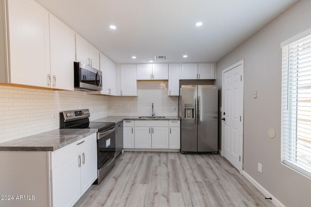 4644 E CABALLERO Street 2, Mesa, AZ 85205