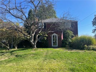 1018 GRANDVIEW AVE., Ross Twp, PA 15237