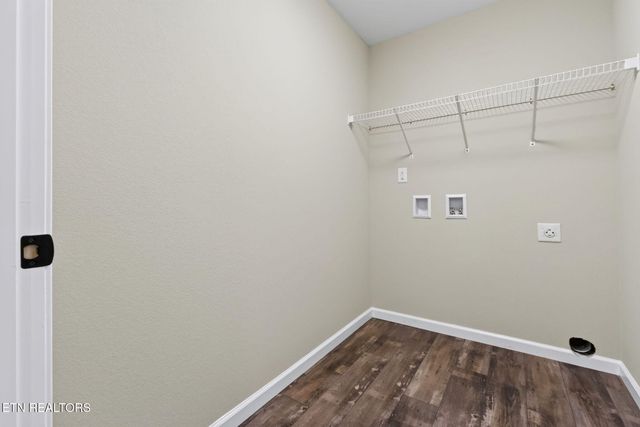 174 Grove Loop, Crossville, TN 38555