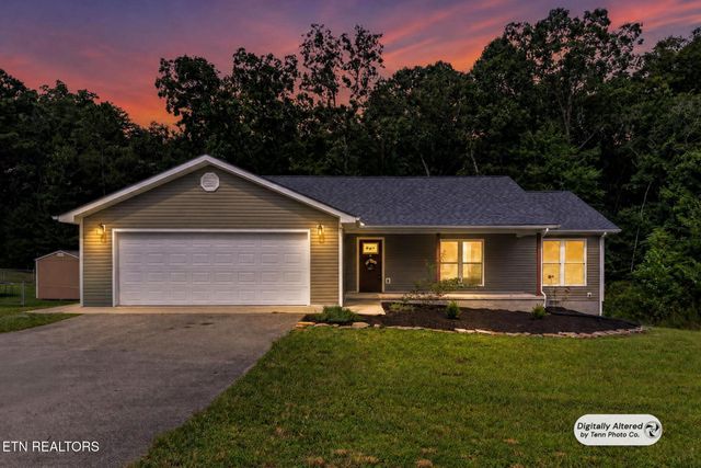 174 Grove Loop, Crossville, TN 38555
