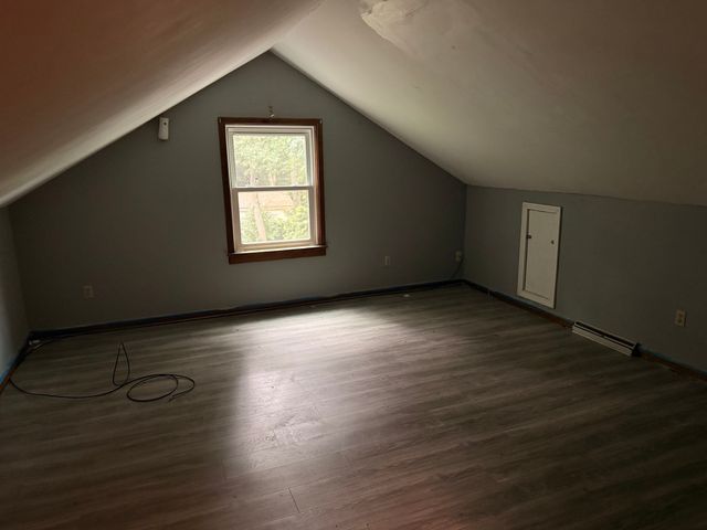 16 Assonet Blvd, Freetown, MA 02702