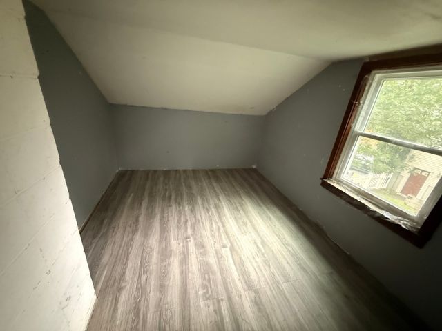 16 Assonet Blvd, Freetown, MA 02702