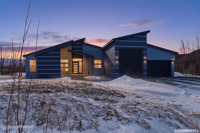 9300 E Coho Circle, Palmer, AK 99645