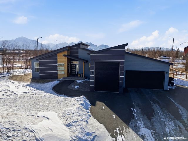 9300 E Coho Circle, Palmer, AK 99645