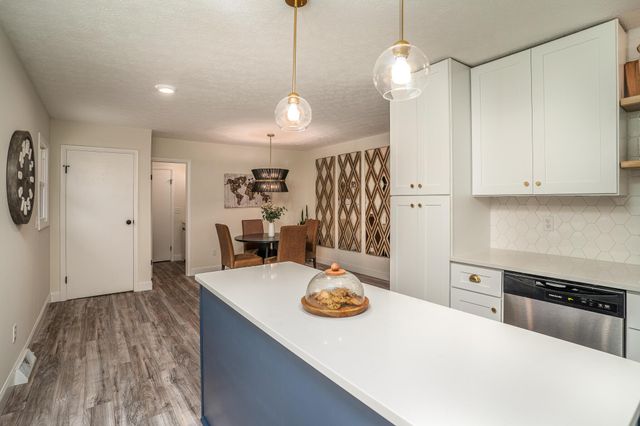 247 Lonepine Road, Delaware, OH 43015