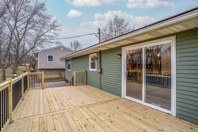 247 Lonepine Road, Delaware, OH 43015