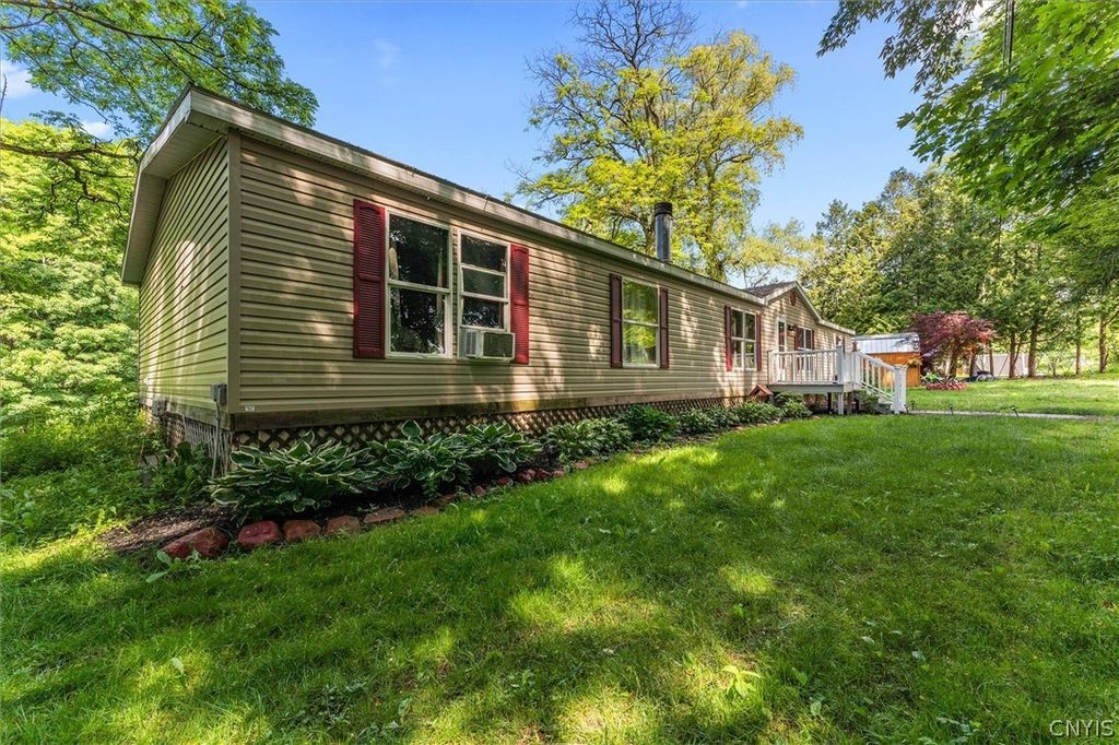 16226 Irwin Road, Sterling, NY 13126