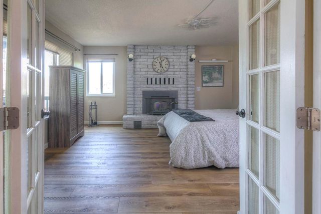 6323 Virginia Dr, Auburn, CA 95602