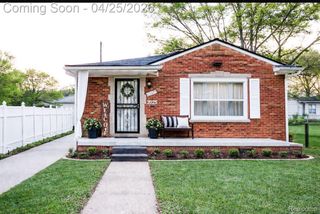 20225 Moenart Street, Detroit, MI 48234