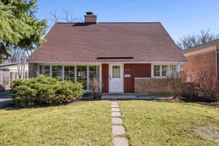 2133 Crawford Avenue, Evanston, IL 60201