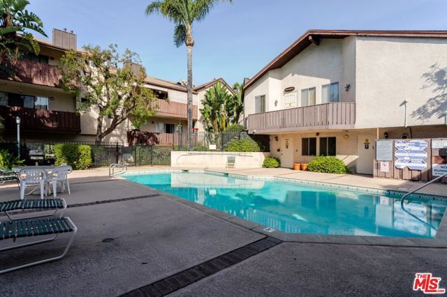 14980 Victory Boulevard 201, Van Nuys (los Angeles), CA 91411
