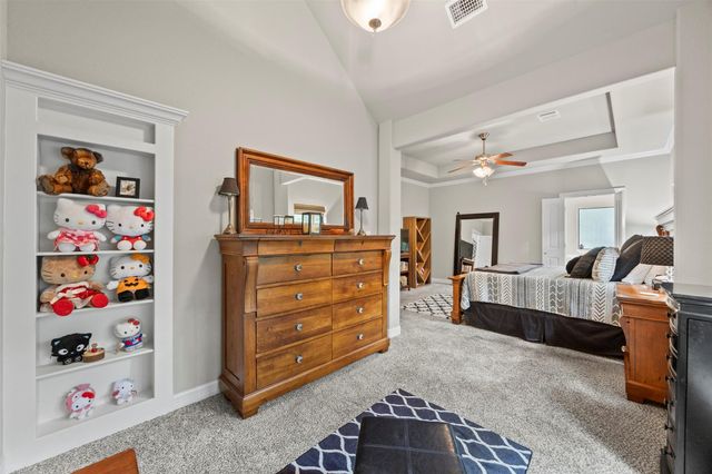 706 Overbrook Drive, Huntsville, TX 77340